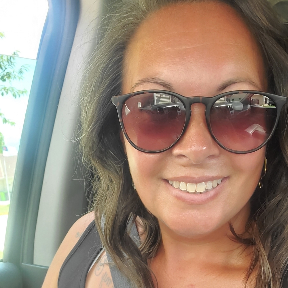 Meet your Posher, Amber